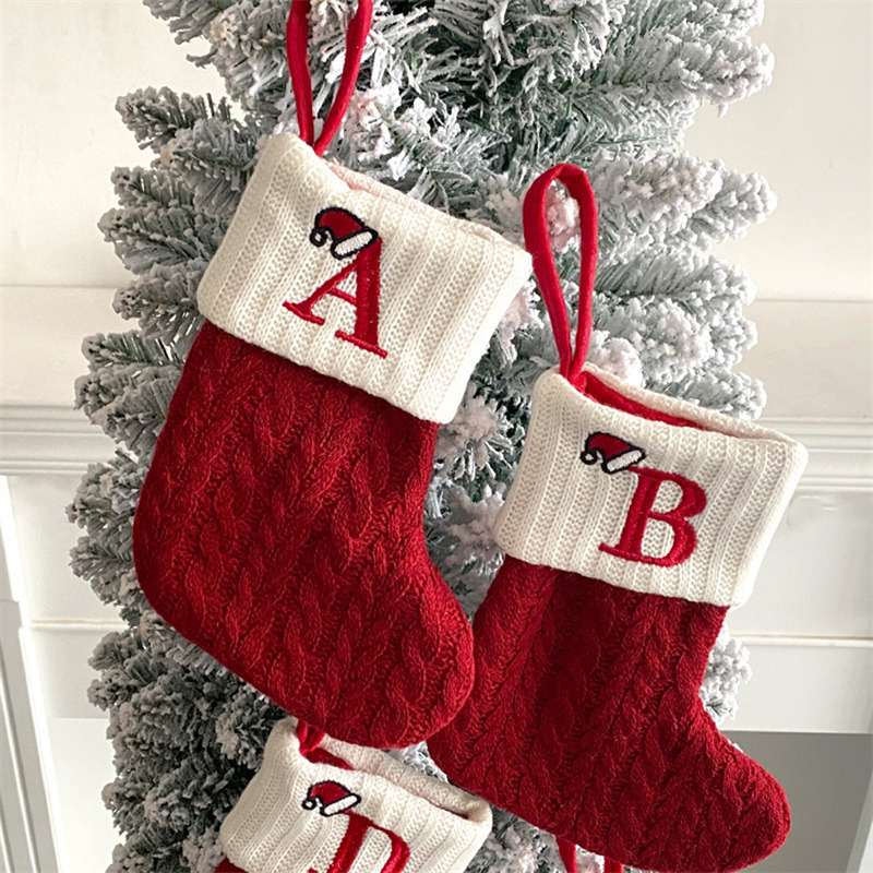 Świąteczne skarpety na drutach – Christmas Stocking Hanging recenzja i cena