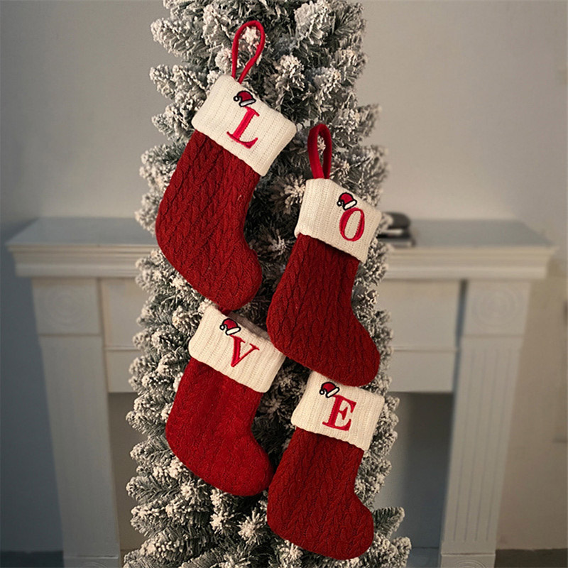 Świąteczne skarpety na drutach – Christmas Stocking Hanging recenzja i cena